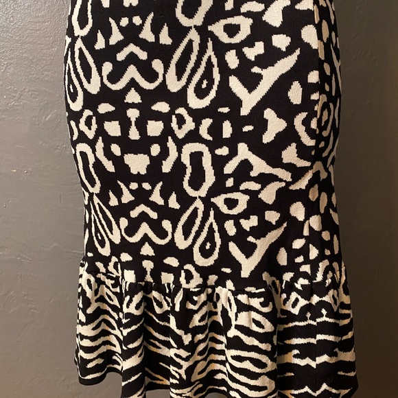FELICITY & COCO Animal Print Jacquard Sweater Dress - Picture 7 of 16